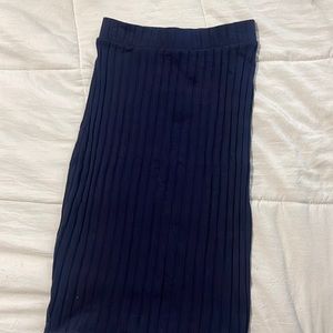 Mid skirt. Size Small. Color : navy blue